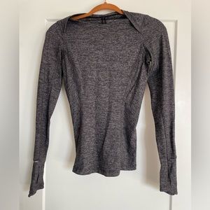 Lululemon long sleeve size 2